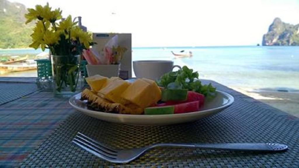 The Beacha Club Hotel Koh Koh Phi Phi Don Extérieur photo