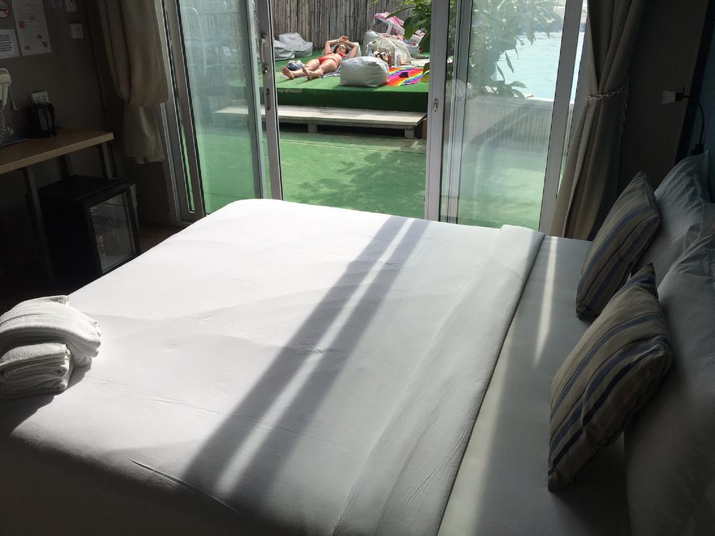 The Beacha Club Hotel Koh Koh Phi Phi Don Extérieur photo